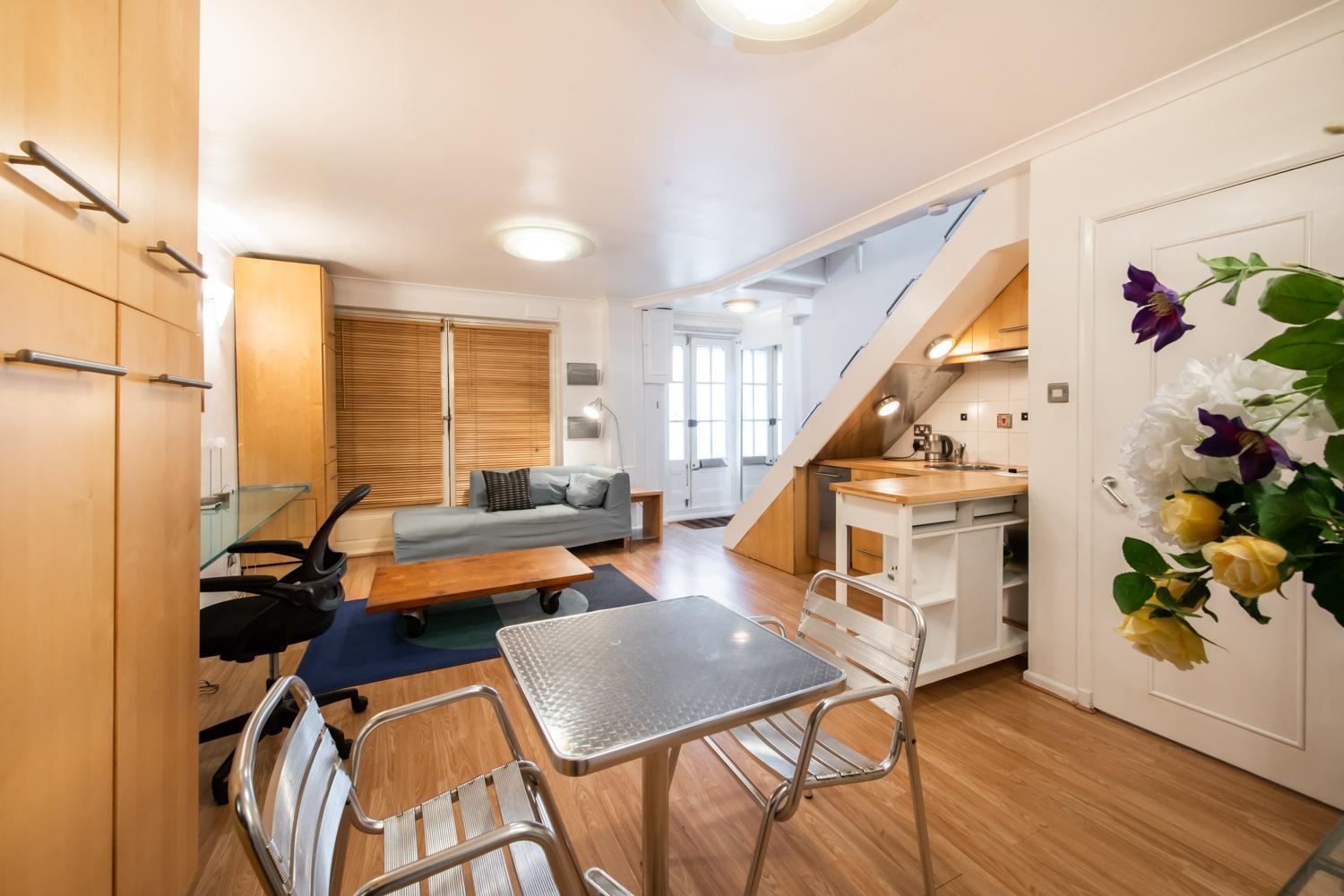 Апартаменты Charming 1Bed In Kings Cross Лондон Экстерьер фото